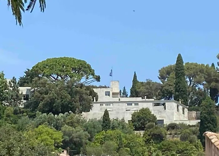 Loft Apartment At Villa Leonie